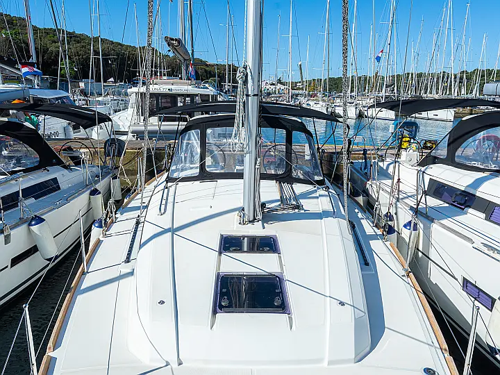 Oceanis 38.1 - 