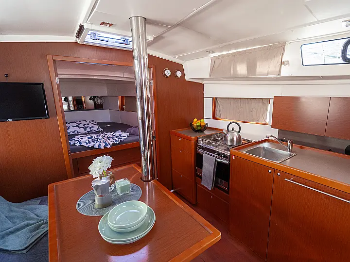 Oceanis 38.1 - 
