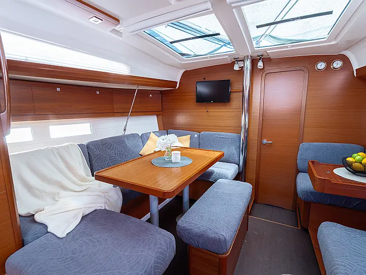 Dufour 412 Grand Large - Apus  - External image