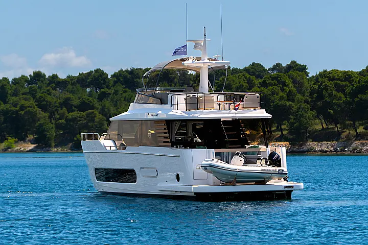 Azimut Magellano 60 - 