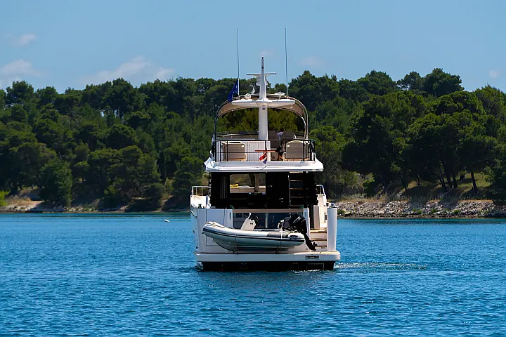 Azimut Magellano 60 - 