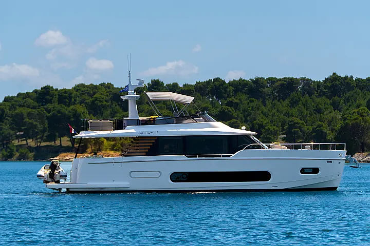 Azimut Magellano 60 - 