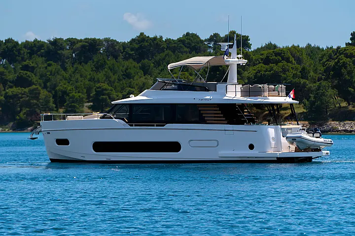 Azimut Magellano 60 - 