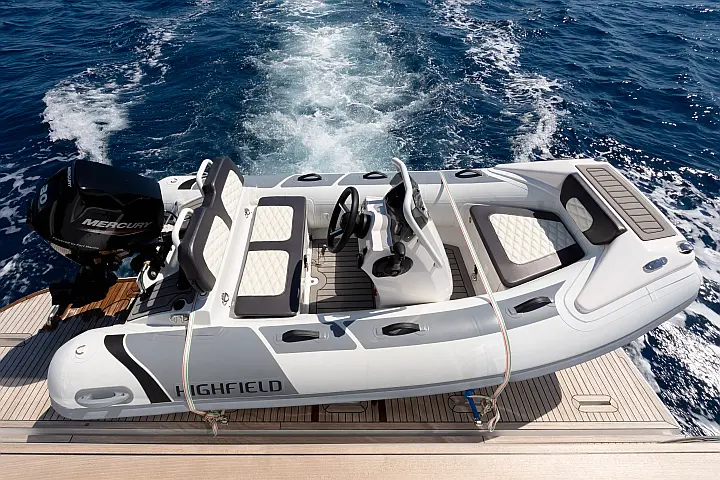 Azimut Magellano 60 - 