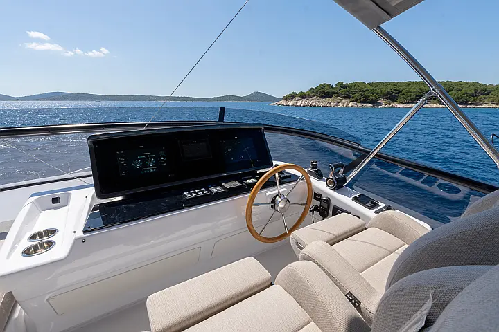 Azimut Magellano 60 - 