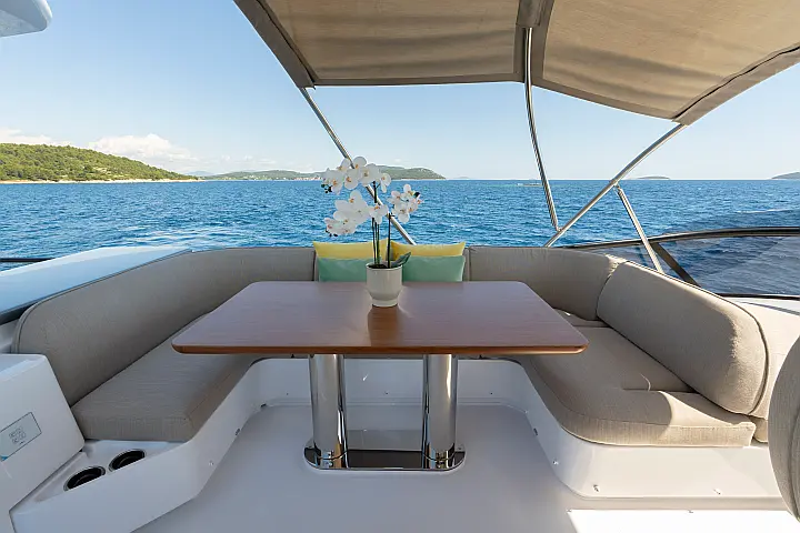 Azimut Magellano 60 - 