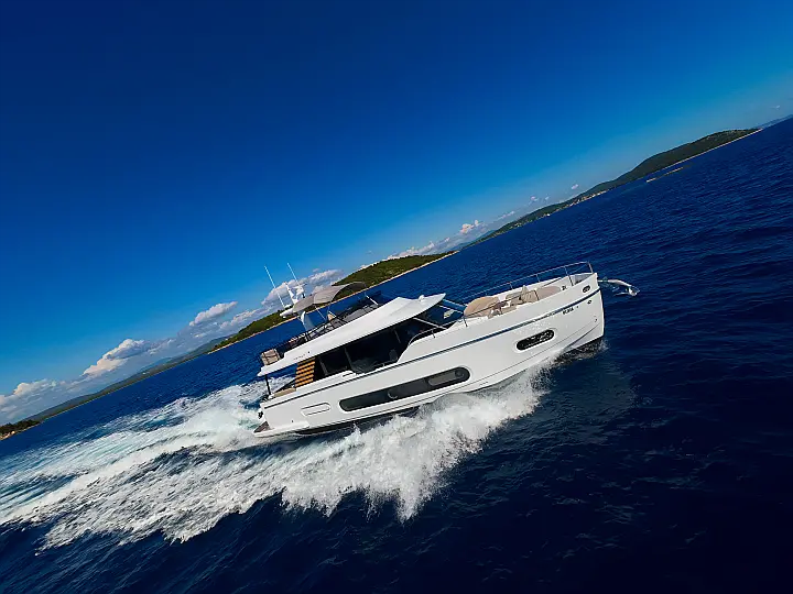 Azimut Magellano 60 - 
