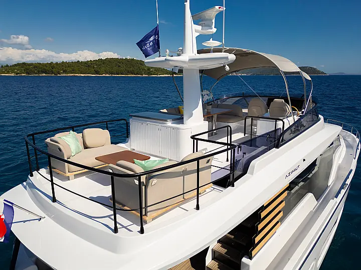 Azimut Magellano 60 - 