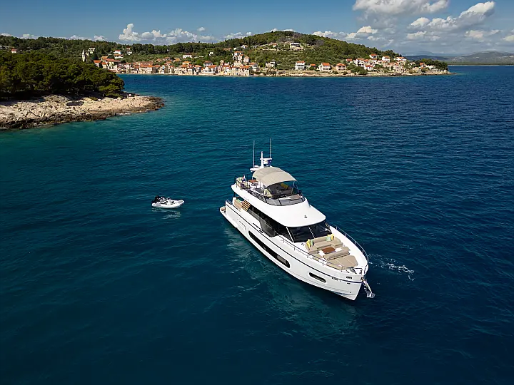 Azimut Magellano 60 - 