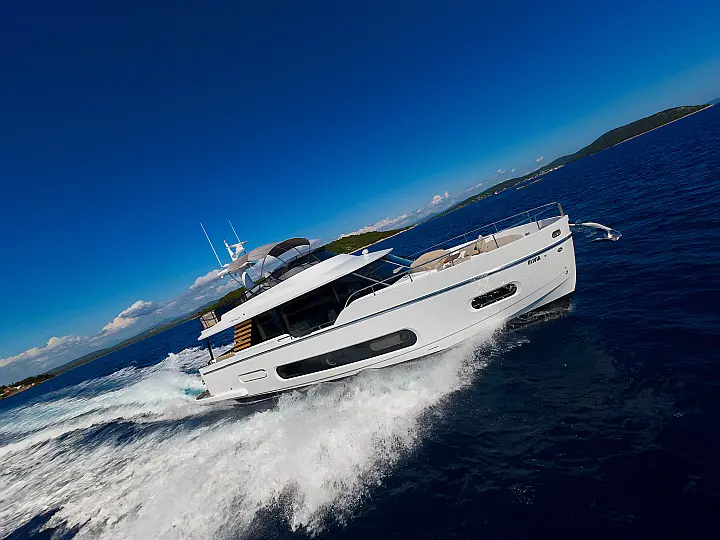 Azimut Magellano 60 - 