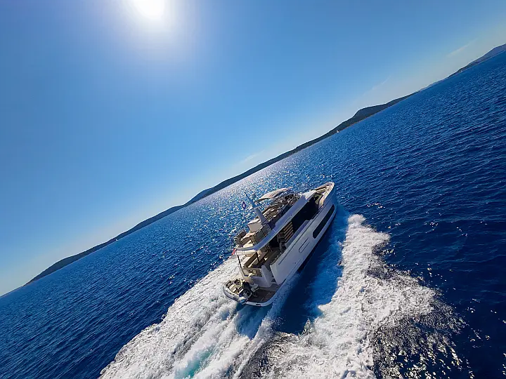 Azimut Magellano 60 - 