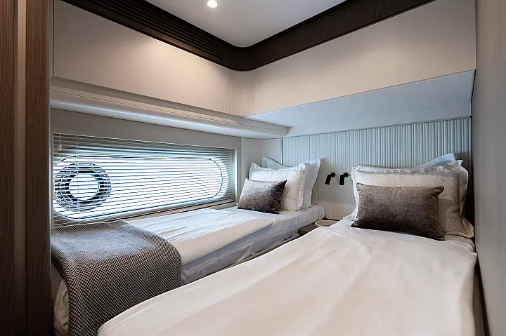 Azimut Magellano 60 - 