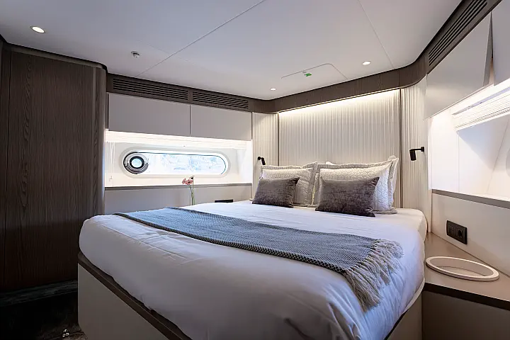 Azimut Magellano 60 - 