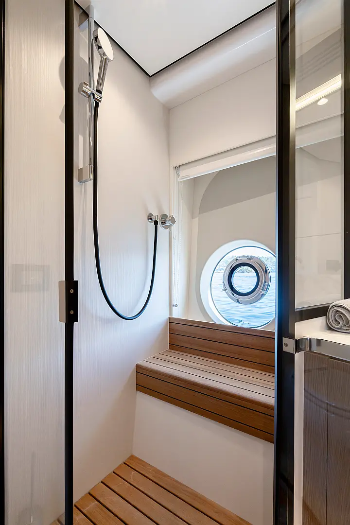 Azimut Magellano 60 - 