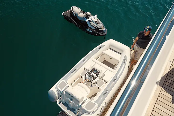 Azimut 72 - 