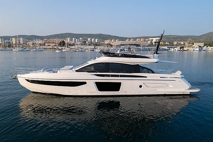 Azimut S7 - 