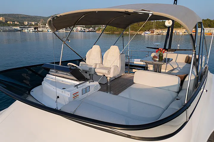 Azimut S7 - 