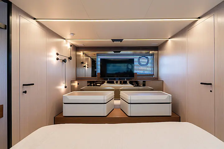 Azimut S7 - 
