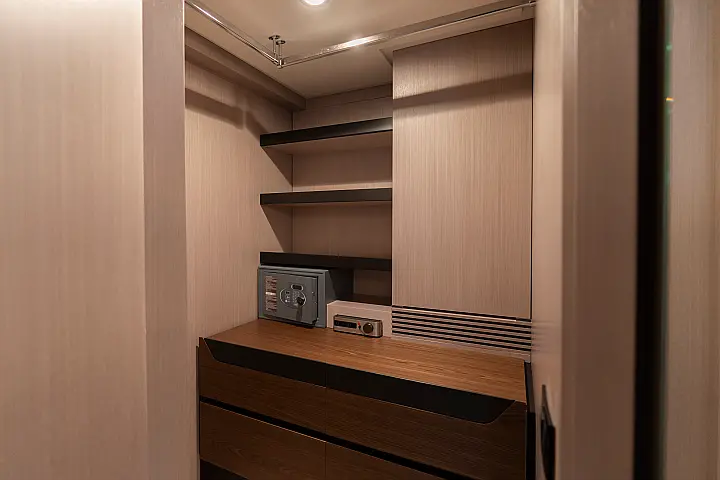 Azimut S7 - 