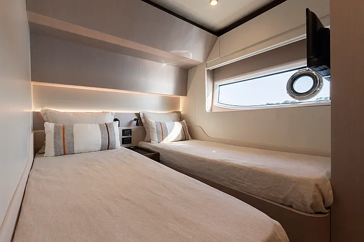 Azimut S7 - 