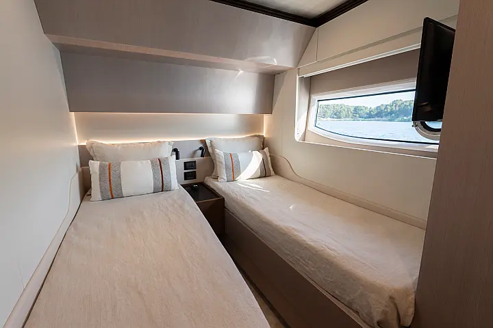 Azimut S7 - 