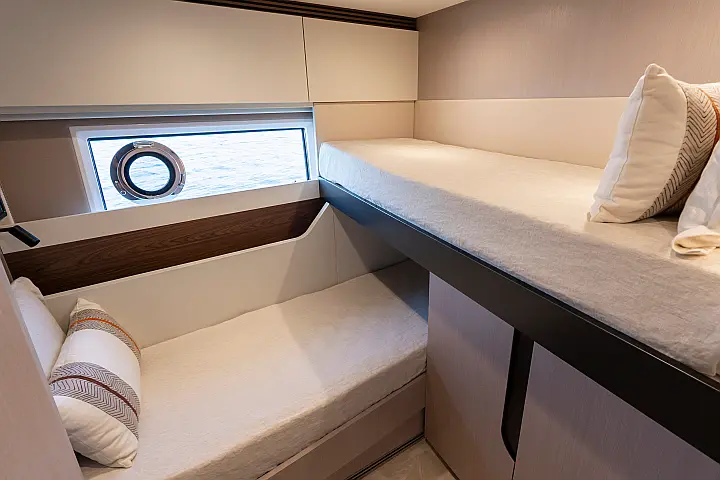 Azimut S7 - 