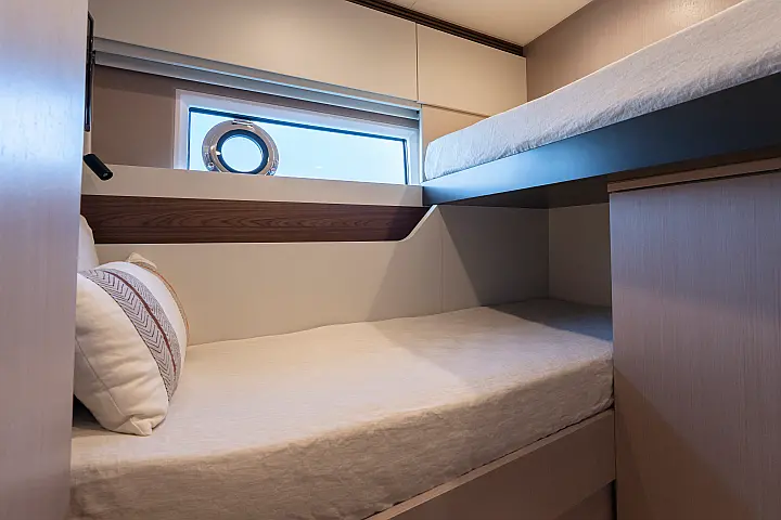 Azimut S7 - 