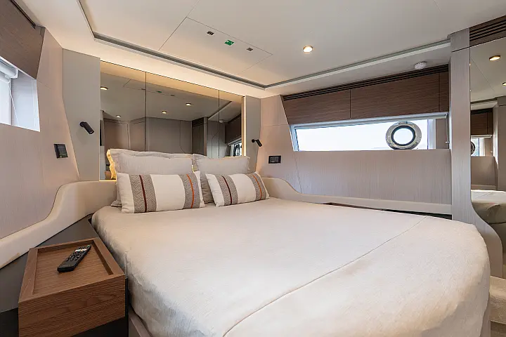 Azimut S7 - 