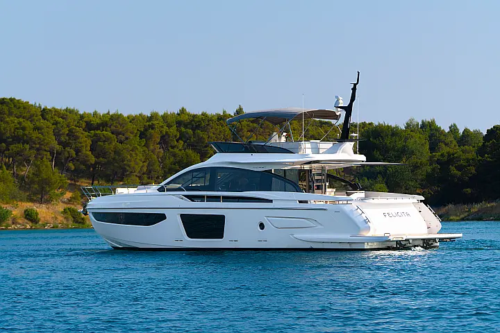 Azimut S7 - 