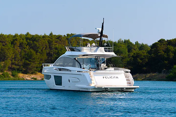 Azimut S7 - 