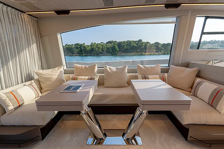 Azimut S7 - 