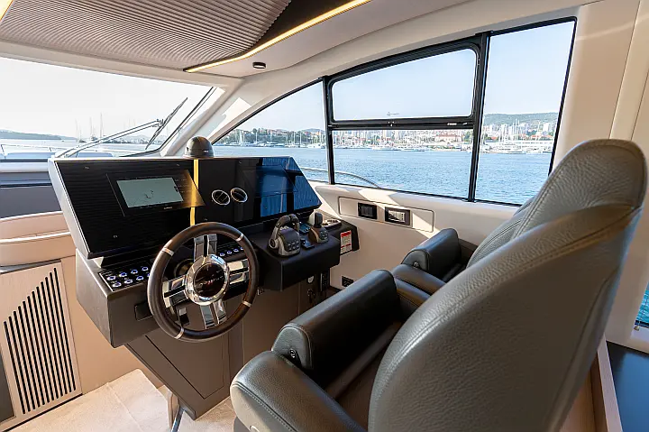 Azimut S7 - 