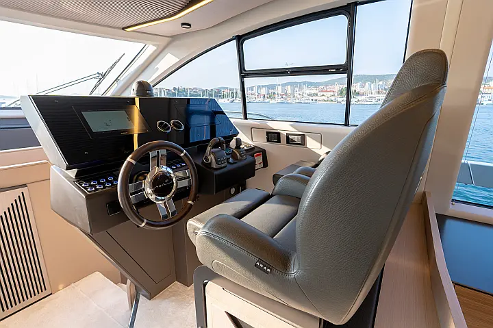 Azimut S7 - 