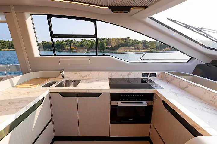 Azimut S7 - 