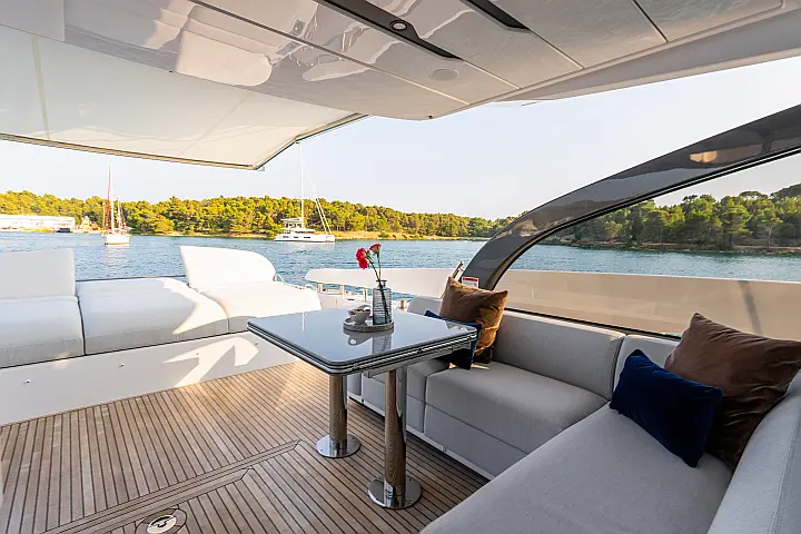 Azimut S7 - 