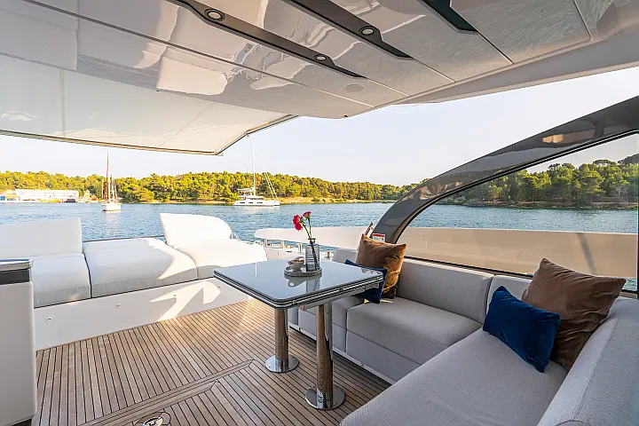 Azimut S7 - 