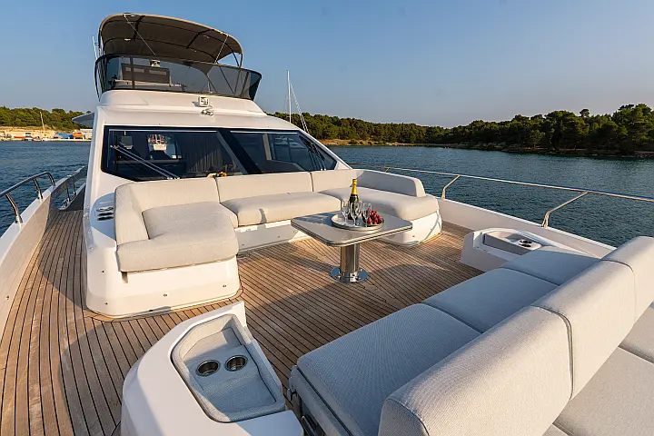 Azimut S7 - 
