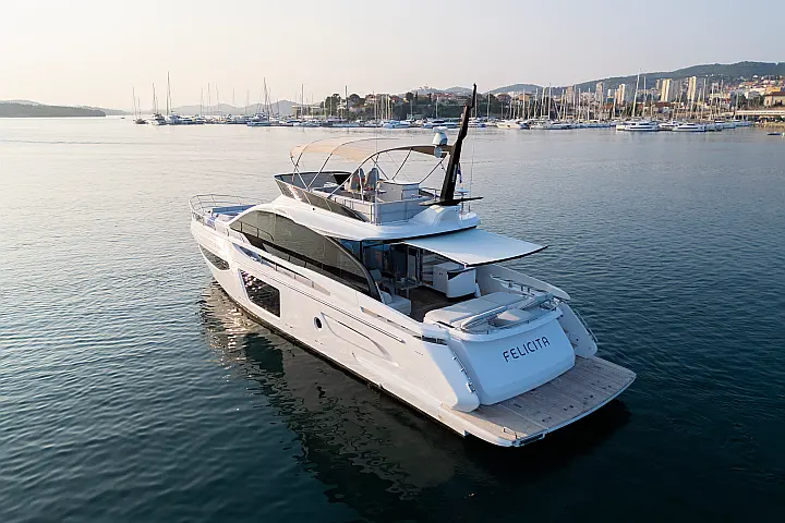 Azimut S7 - 
