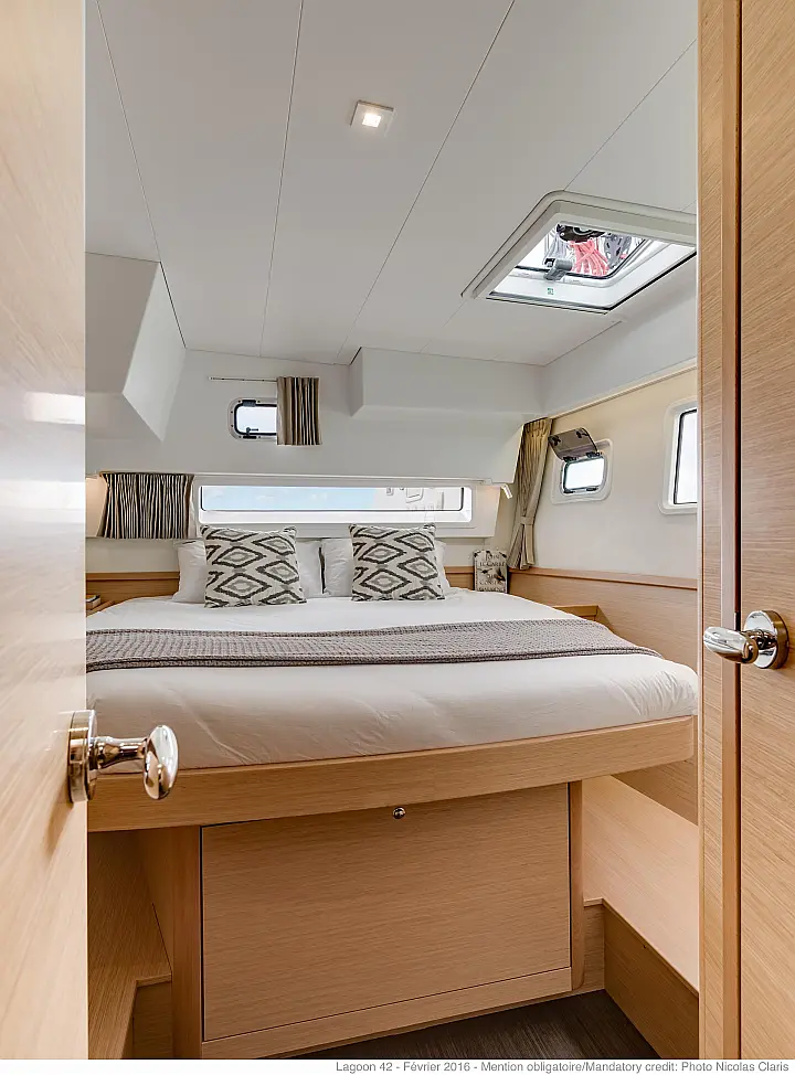 Lagoon 42 - 