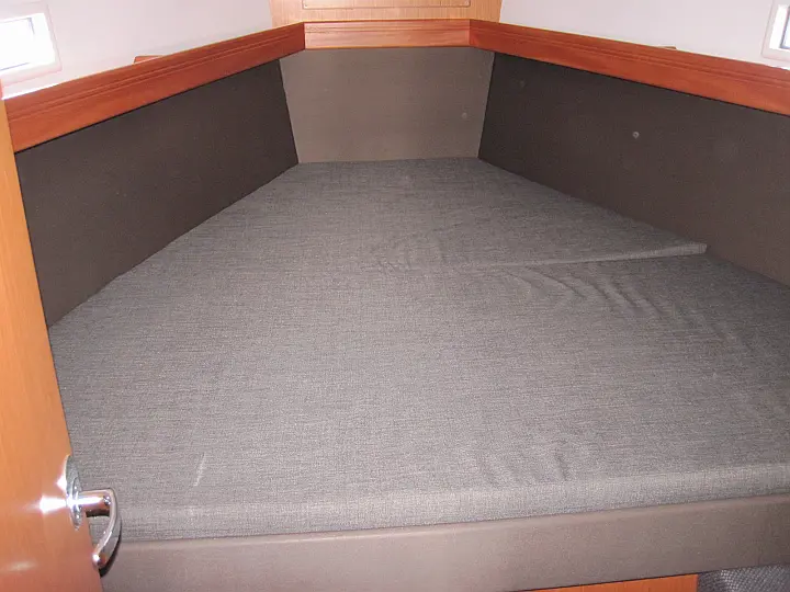 Bavaria Cruiser 37 - 