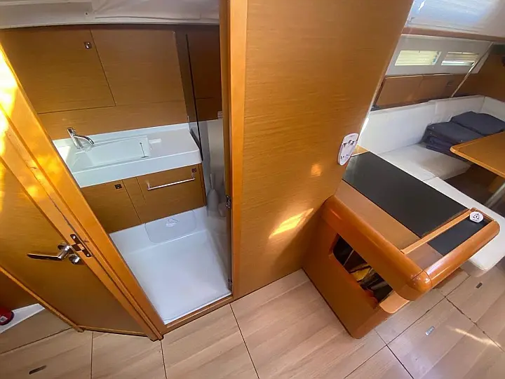 Sun Odyssey 519 - 