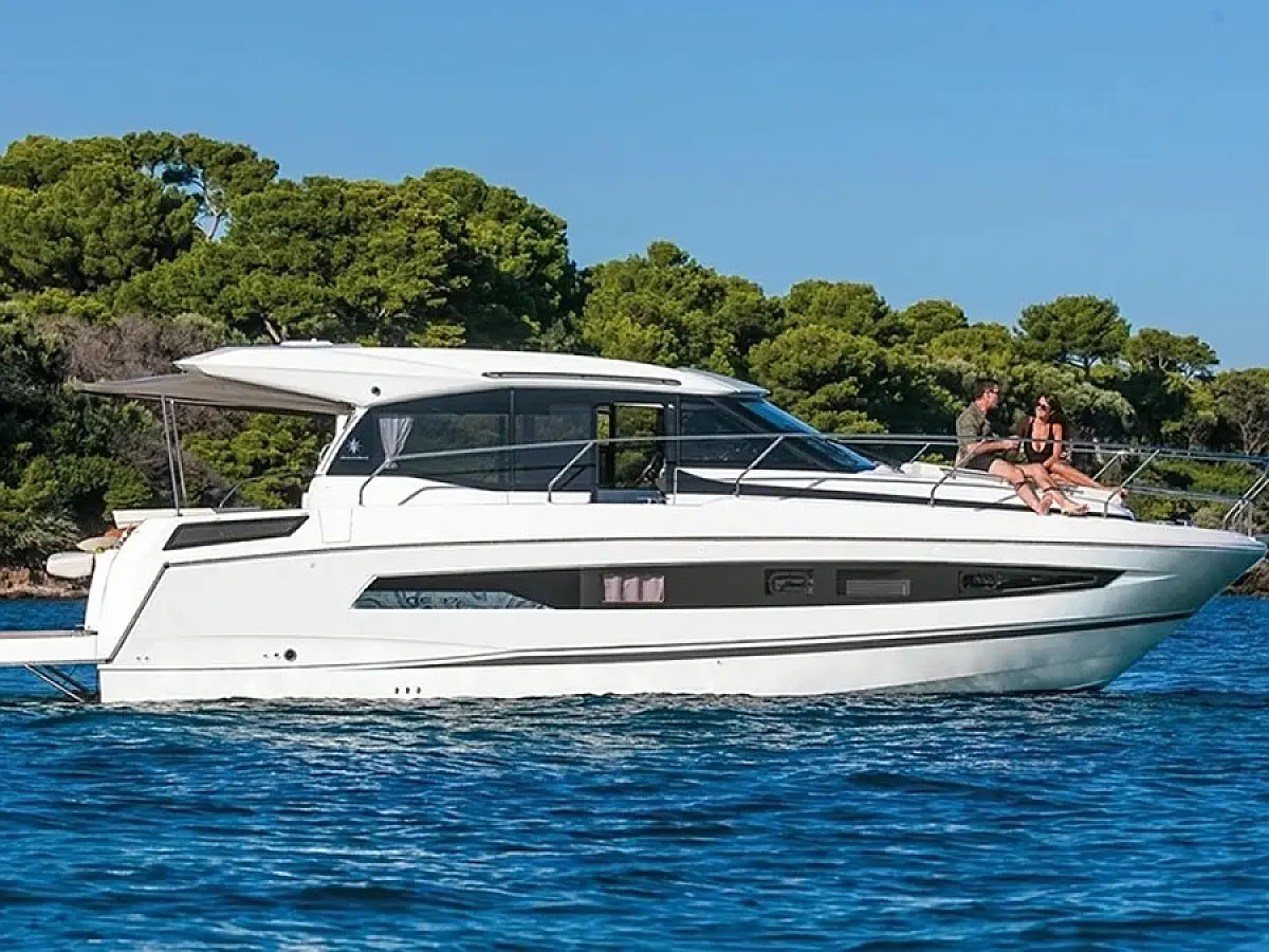 Jeanneau NC 37