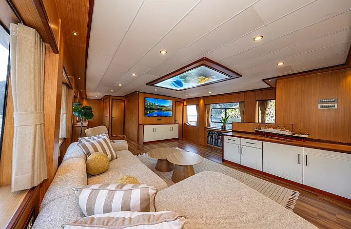Motoryacht Lila Trawler - 