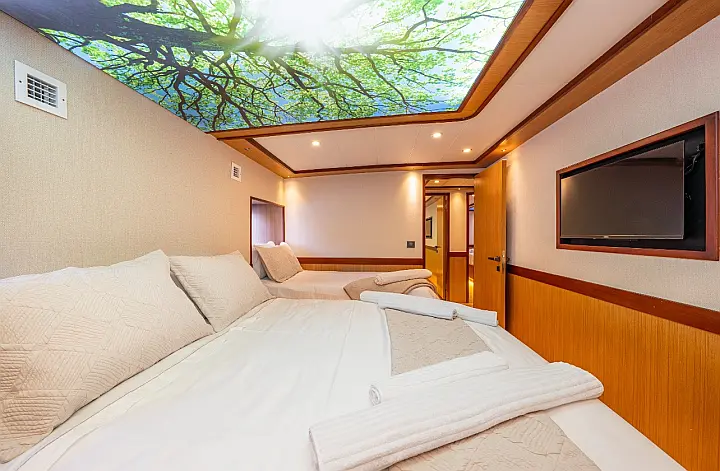 Motoryacht Lila Trawler - 