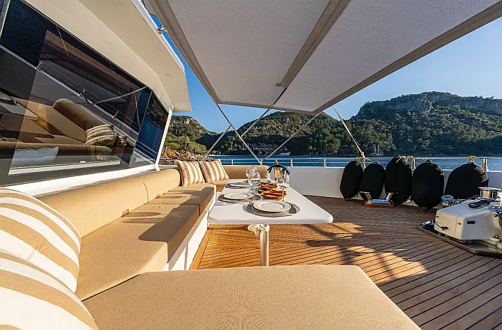 Motoryacht Lila Trawler - 