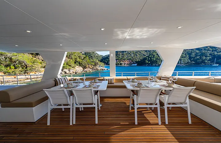 Motoryacht Lila Trawler - 