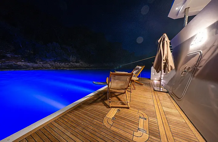 Motoryacht Lila Trawler - 