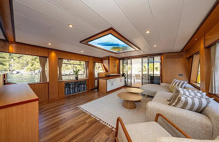 Motoryacht Lila Trawler - 