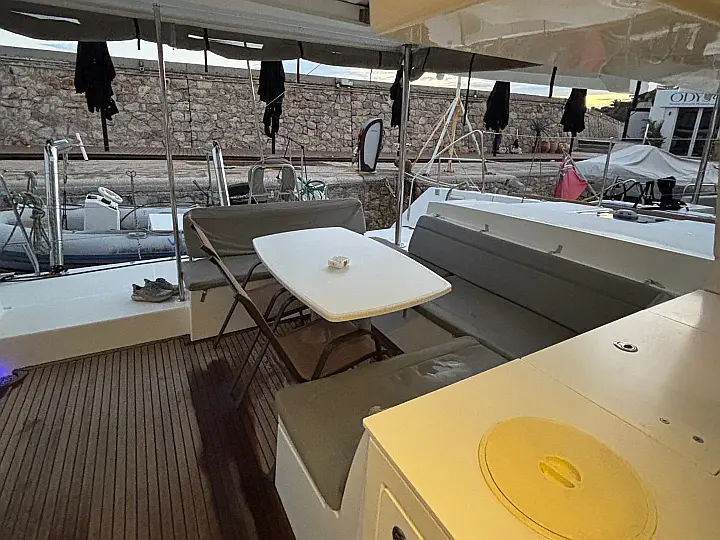 Lagoon 450  Flybridge - Omiros II  - External image