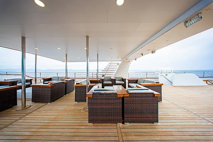Luxury Motor Yacht - 